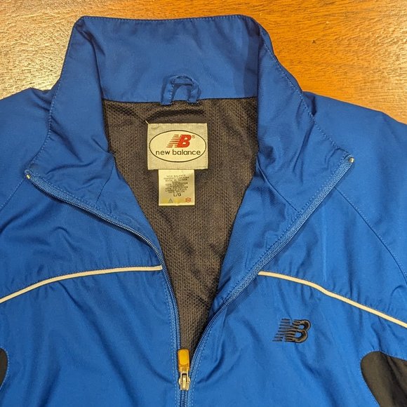 New Balance Running Jacket - Picture 3 of 3